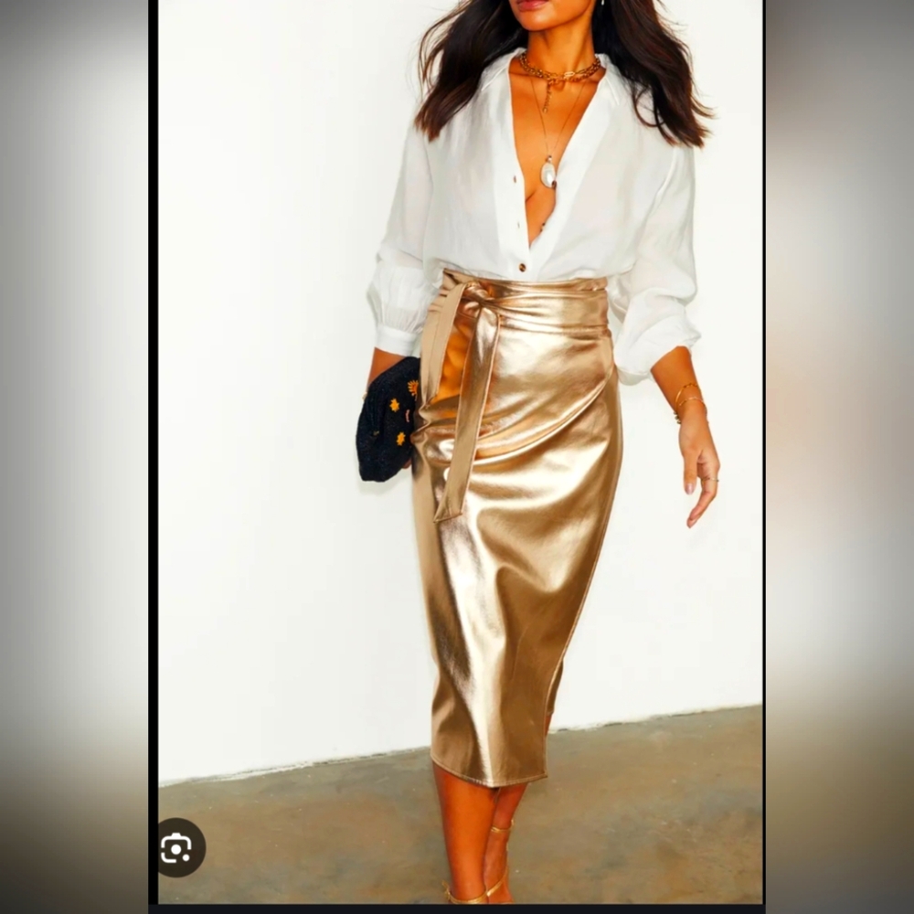 NWT GOLD VEGAN LEATHER WRAP SKIRT 'JASPRE' BY NEVER FILLY DRESSED - SIZE US 16